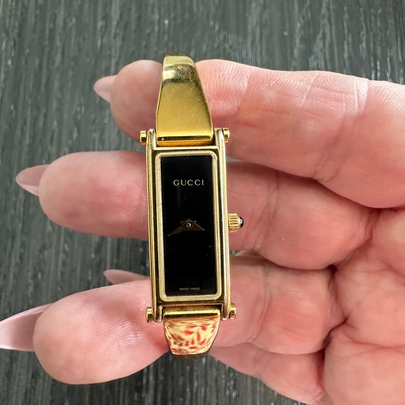Authentic Gucci watch. - Picture 3 of 3
